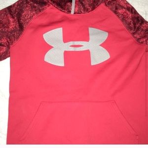 Boys Large Under Armour Hoodie
Good shape